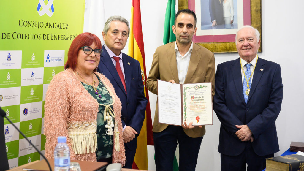 Consejo Andaluz de Colegios de Enfermería - La nueva Junta de Gobierno del Colegio de Enfermería de Almería toma posesión de sus cargos
